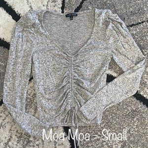 Women's Size Small Moa Moa Long-Sleeved Top